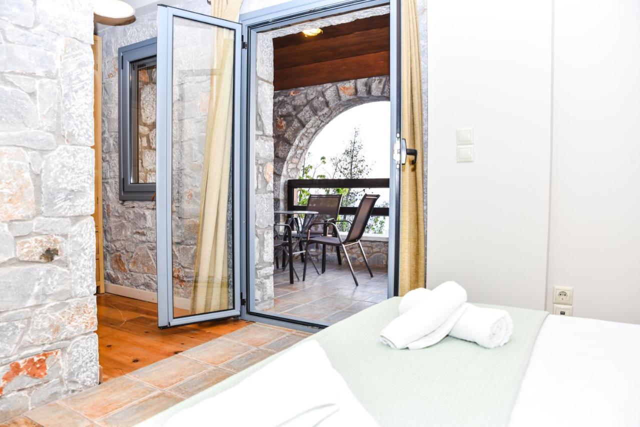 Ryalos Villas 칼라마타 외부 사진