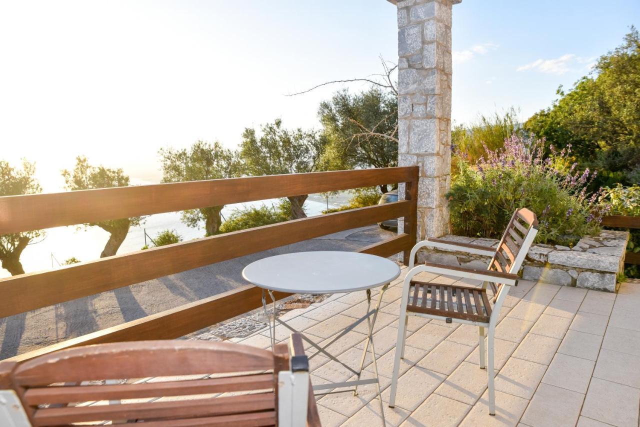 Ryalos Villas 칼라마타 외부 사진